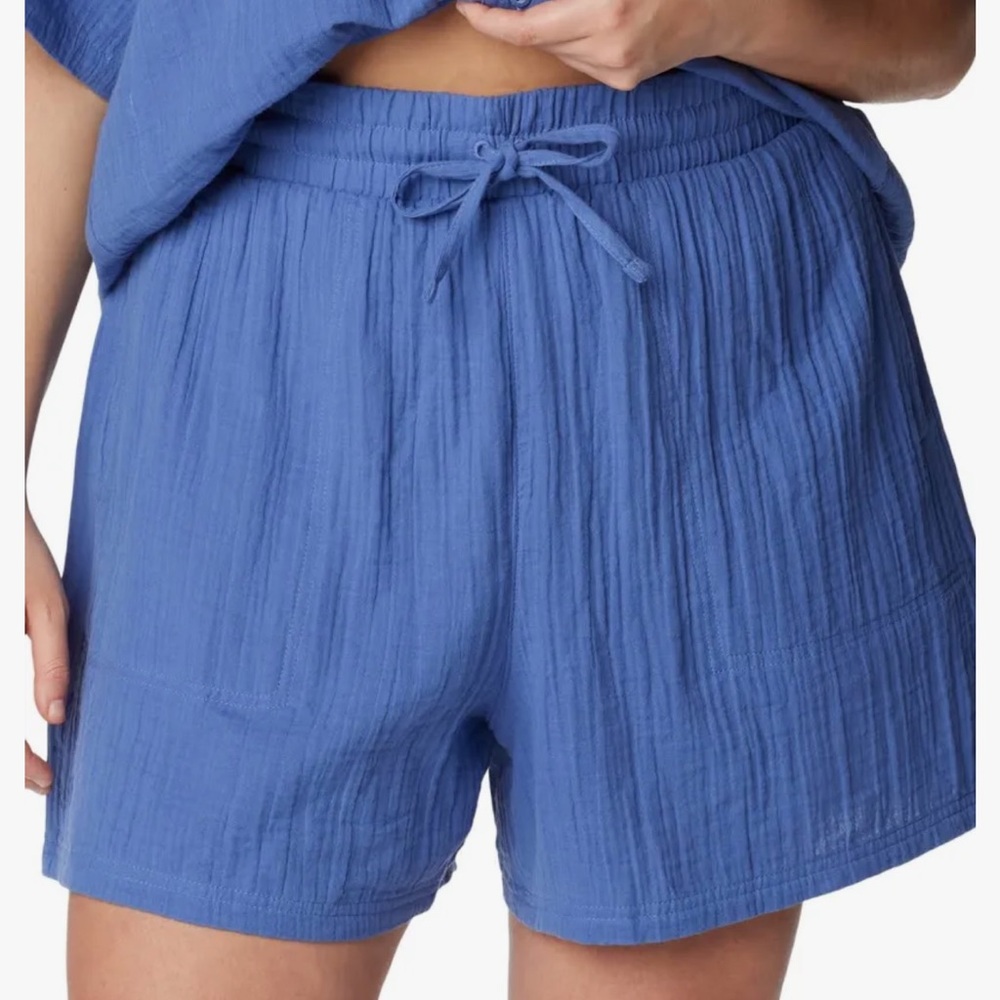 NWT Columbia Women's Eve Color Holly Hideaway Breezy Shorts- Size 2XL